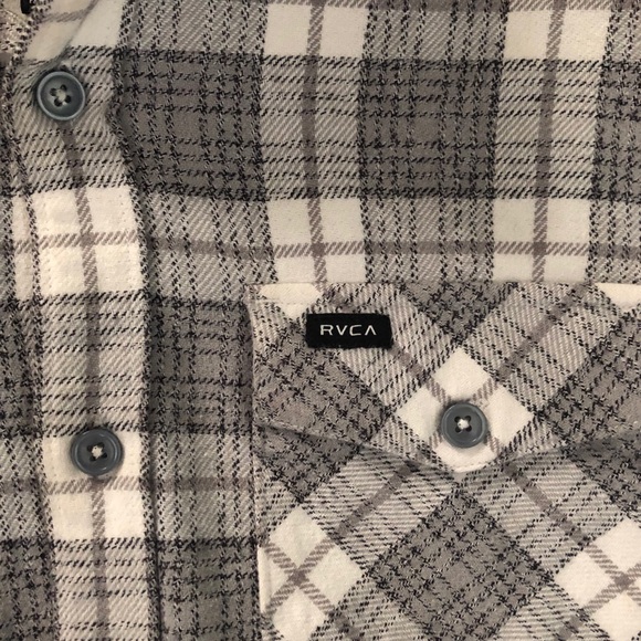 RVCA flannel - Picture 2 of 2